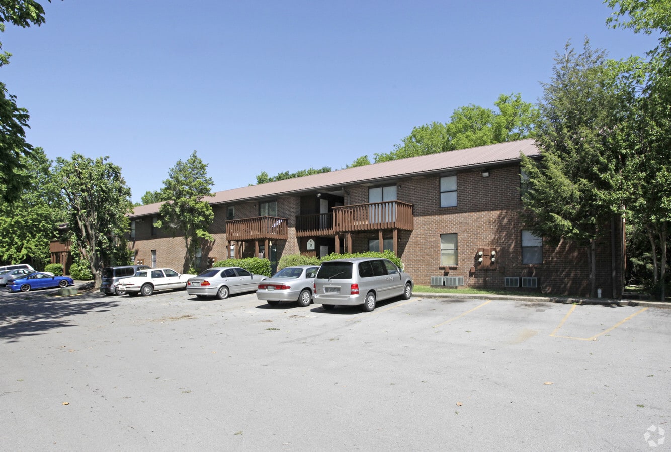 Birchwood Apartments - Birchwood Apartments