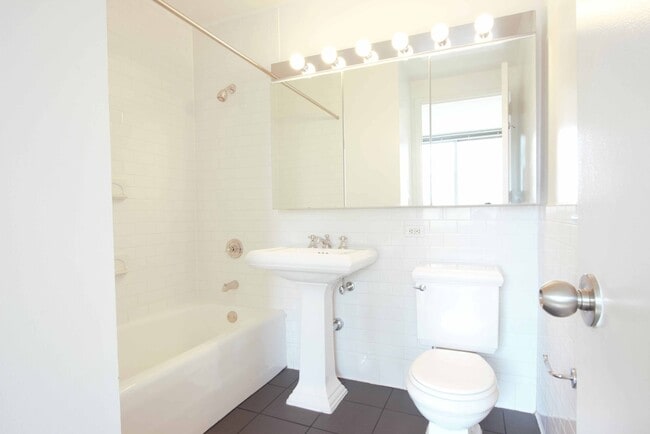 Photo - 101 West End Avenue