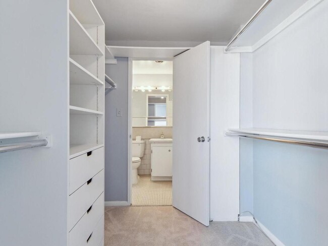 Photo - 4600 Duke St Unit 1607