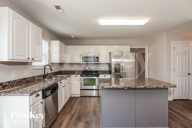 Photo - 130 Rusty Nail Dr