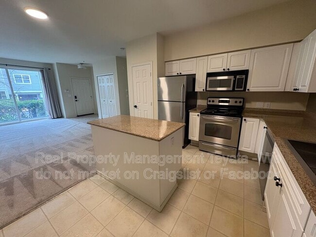 Photo - 3116 164th St SW