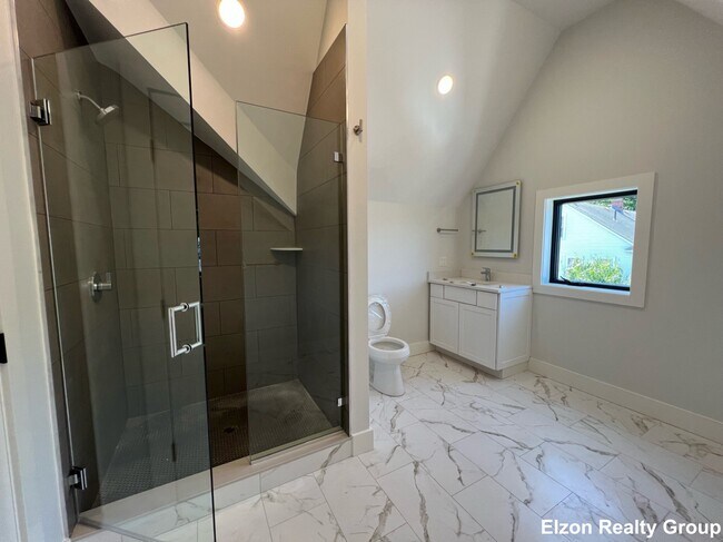 Photo - 64 Lane Park