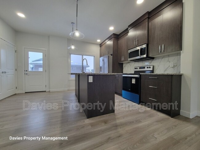 Photo - 9475 Colak Ln SW