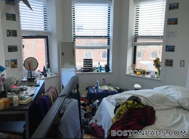 Photo - 64 Louis Prang St Unidad 4