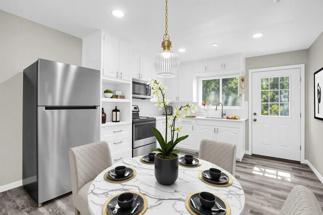 Photo - 125 Vandenburg Dr Unit #Right