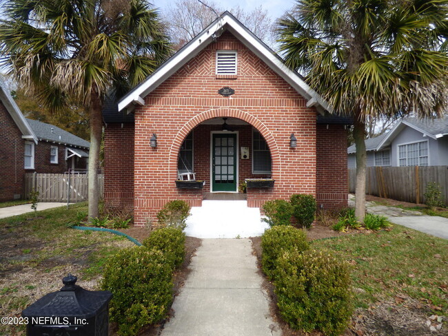 Building Photo - 2671 College St Rental