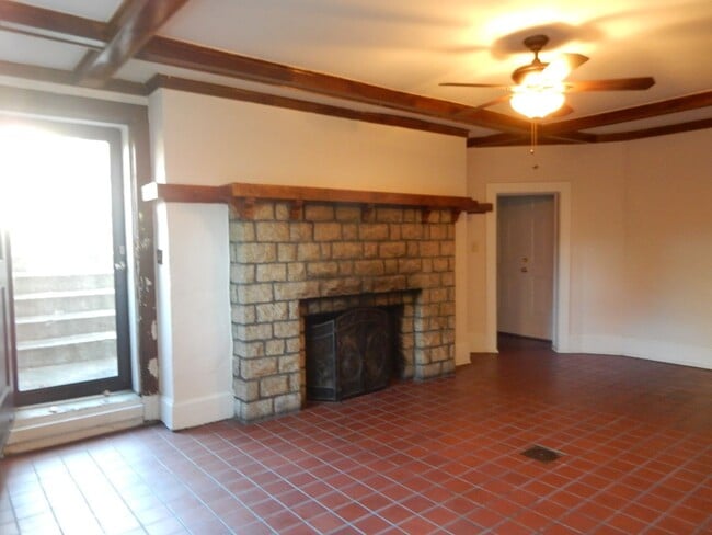 Photo - 1 BR Apt in Old SW; Utilities & Wi-Fi incl...