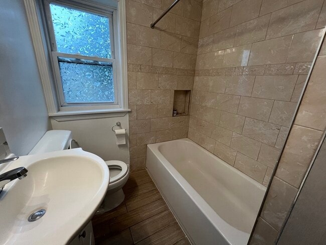 Photo - 23 Myrtle St Unit 2/F