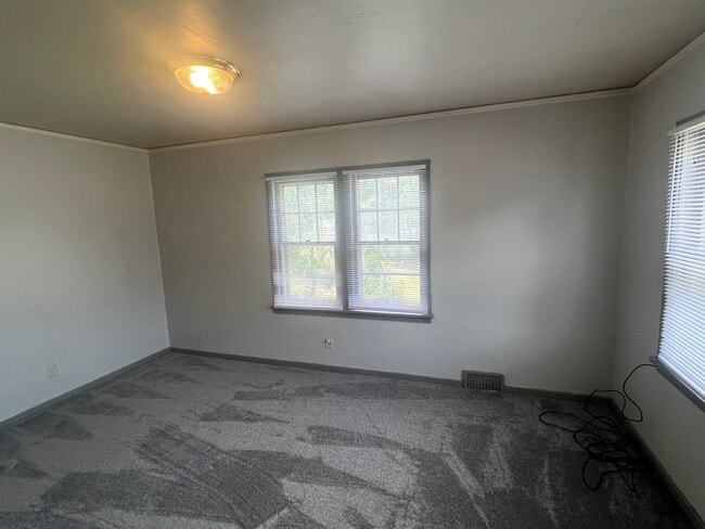 Photo - 315 5th St SE Unidad 2