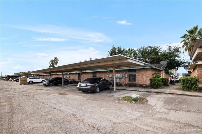 2305 Kimberly Ln Unidad 4