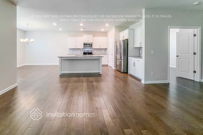 Photo - 8026 Forest Hills Dr