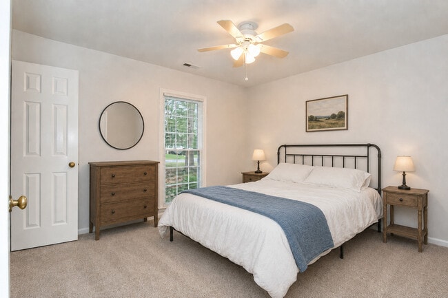 223 Port Royal Dr