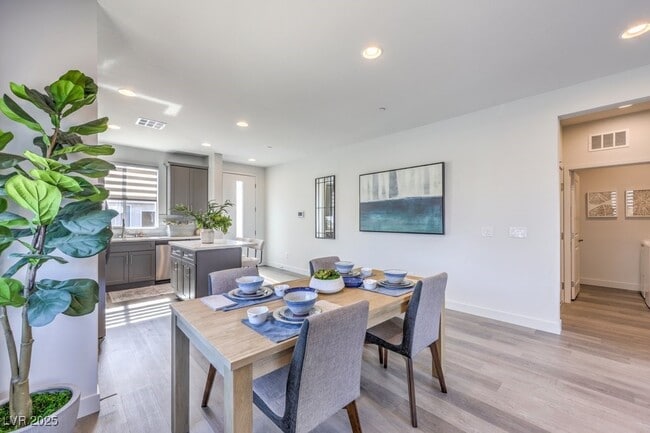 Photo - 9446 Venus Pt Ct