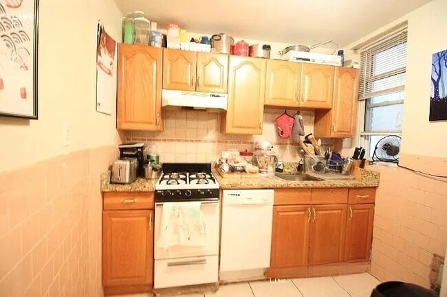 107 Gordon St Unit 12