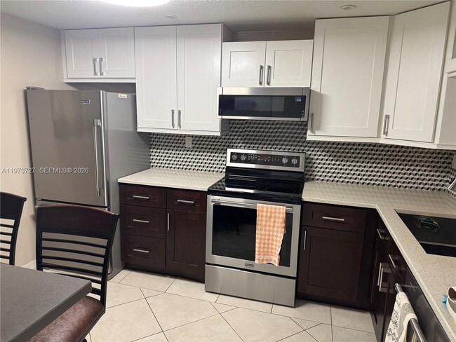 Photo - 3920 Inverrary Blvd Unit 504C