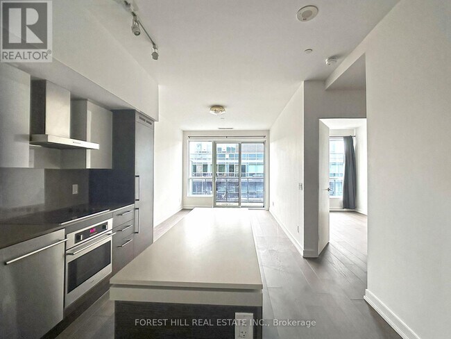 Photo - 1030 King St W Unit Ph15