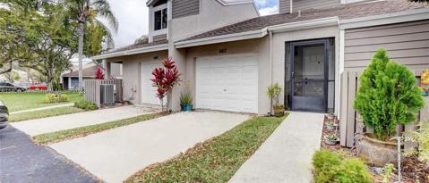 Photo - 662 Woodgate Ln