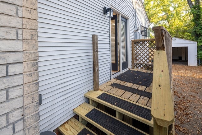 Photo - 415 Haden St