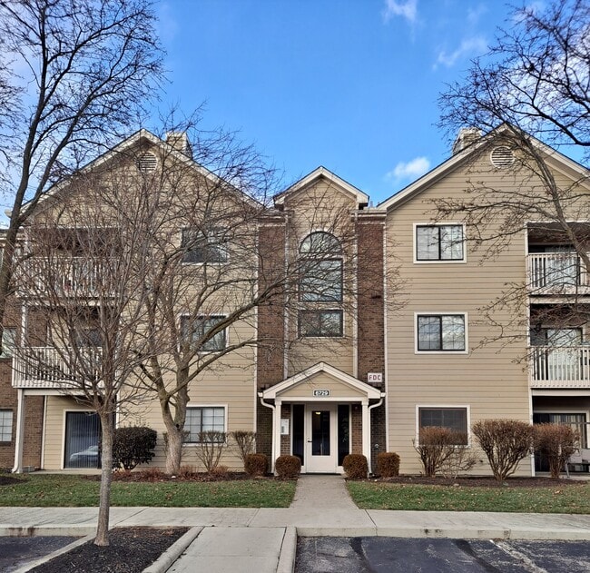 Building Photo - 6729 Meadow Creek Dr Unit 310
