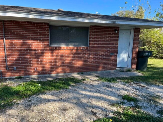 Building Photo - 1513 Cottage Ln Rental