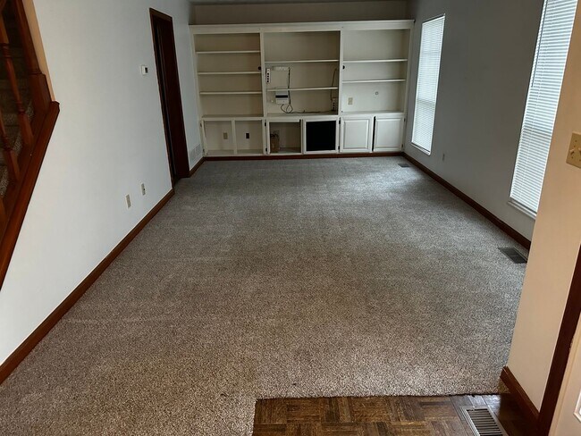 Photo - 1604 S Pinestone Ct