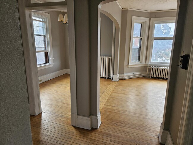 Photo - 209 Rue Wilbrod St Unité 2