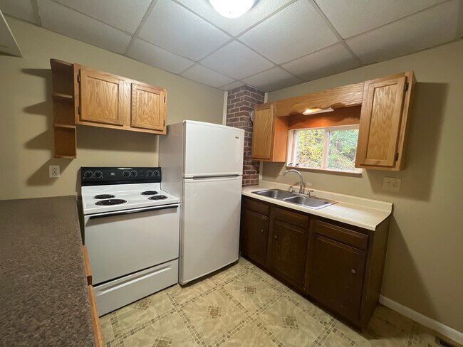 Photo - 150 Wellen Ave Unit 150 B