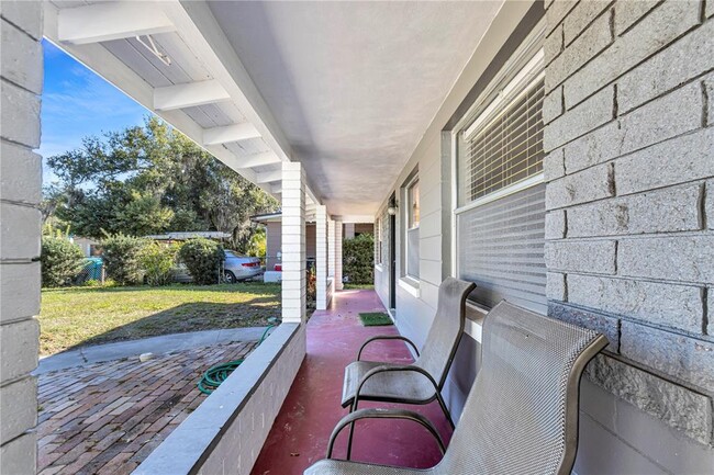 Photo - 324 N Lakeland Ave