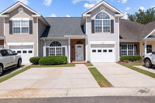 Photo - 229 Nicklaus Ct