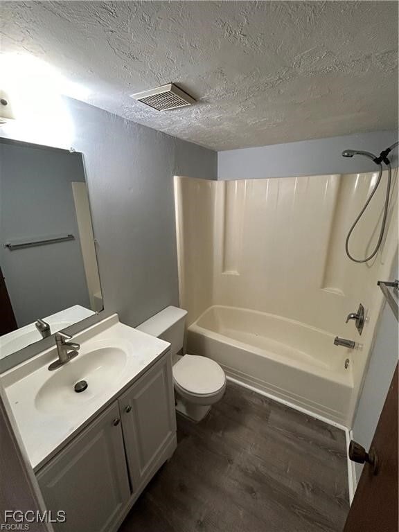 Building Photo - 2690 Park Windsor Dr Unit 601