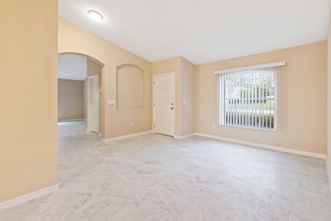 Photo - 57 Pin Oak Dr
