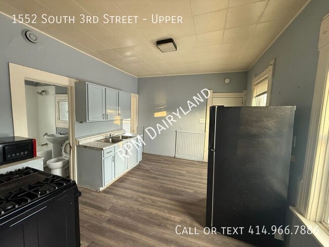 Photo - 1552 S 3rd St Unit Upper