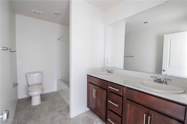 Photo - 7087 Baza Ave