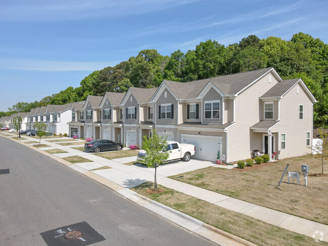 Building Photo - Wayford at Concord Rental