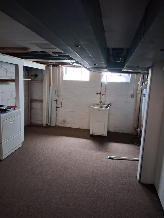 Photo - 4819 Woodworth St