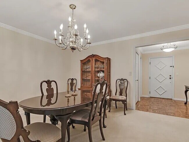 Photo - "Charming 2-Bed, 2-Bath Retreat in the Heart of Hinsdale – Spacious 2071 Sq Ft Haven!"