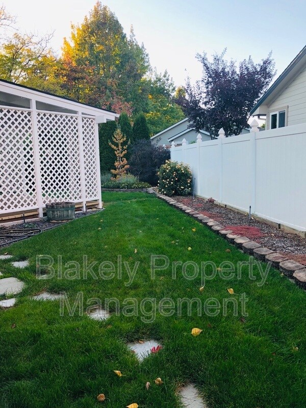 Photo - 4774 N Waterfront Way