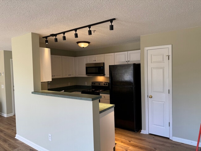 Photo - 3713 Morris Farm Dr Unidad 2B