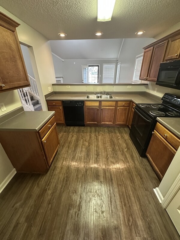 Photo - 2178 Berry Bush Ln