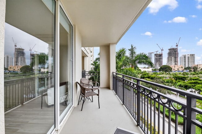 Photo - 550 Okeechobee Blvd Unit 423