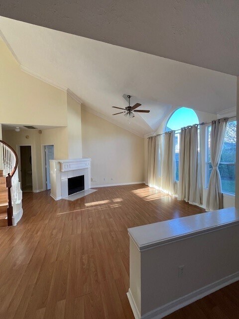 Photo - 12211 Meadow Park Ct