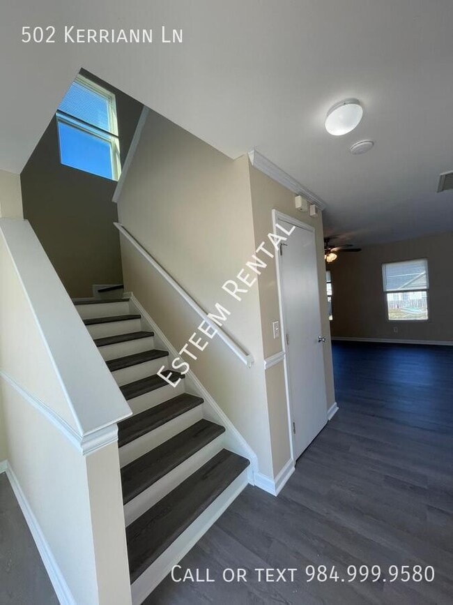 Photo - 502 Kerriann Ln