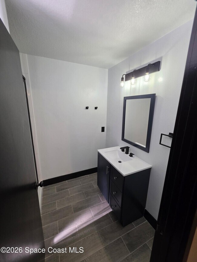 Photo - 5626 Andrea St