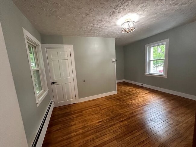 Photo - 25 Beech St Unit 25 Beech St #2