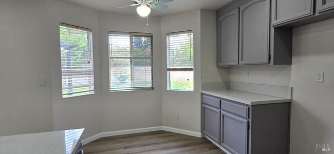 Building Photo - 112 Spinnaker Ct Rental
