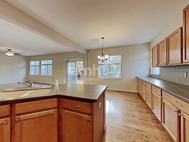 Photo - 12204 Hannibal St