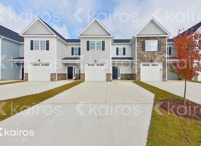 Photo - 3705 Oak Leaf Wy Townhome