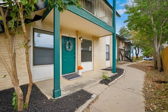 Photo - 1624 Aquarena Springs Dr Unit B111