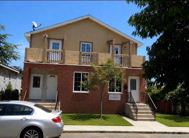 Building Photo - 15-35 153rd Pl