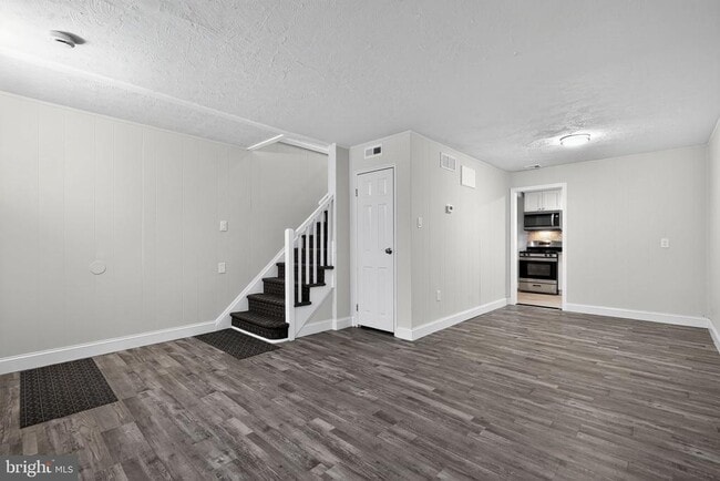 Photo - 5708 Mitchell Rd